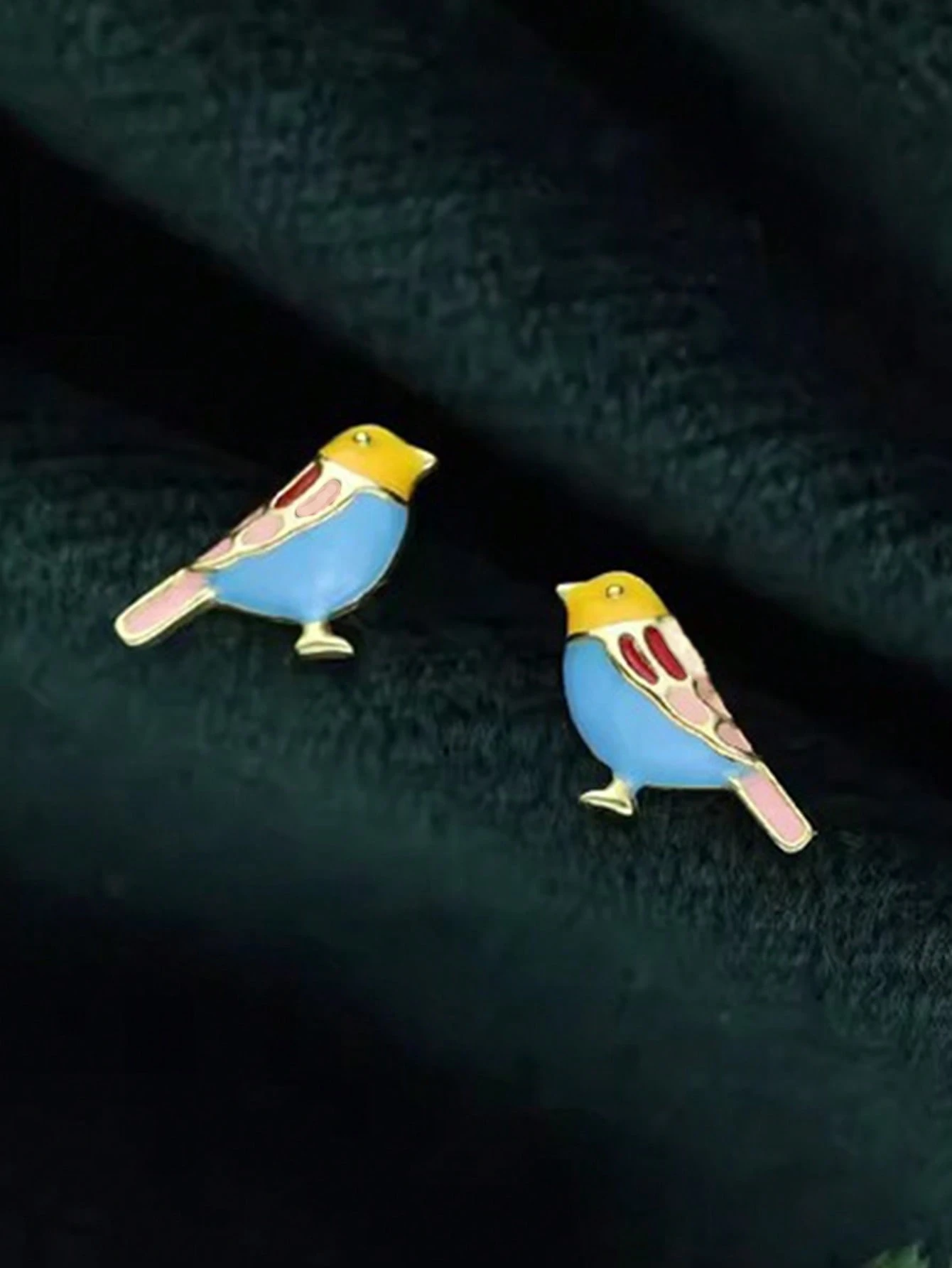 2pcs Whimsical Enamel Bird Stu - مراجعة Yellow Body Jewelry وسعره