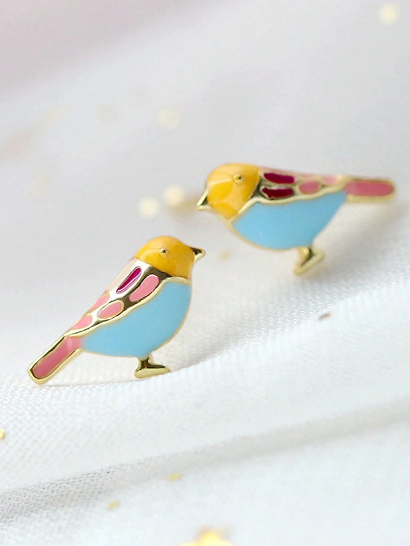 2pcs Whimsical Enamel Bird Stu - مراجعة Yellow Body Jewelry وسعره