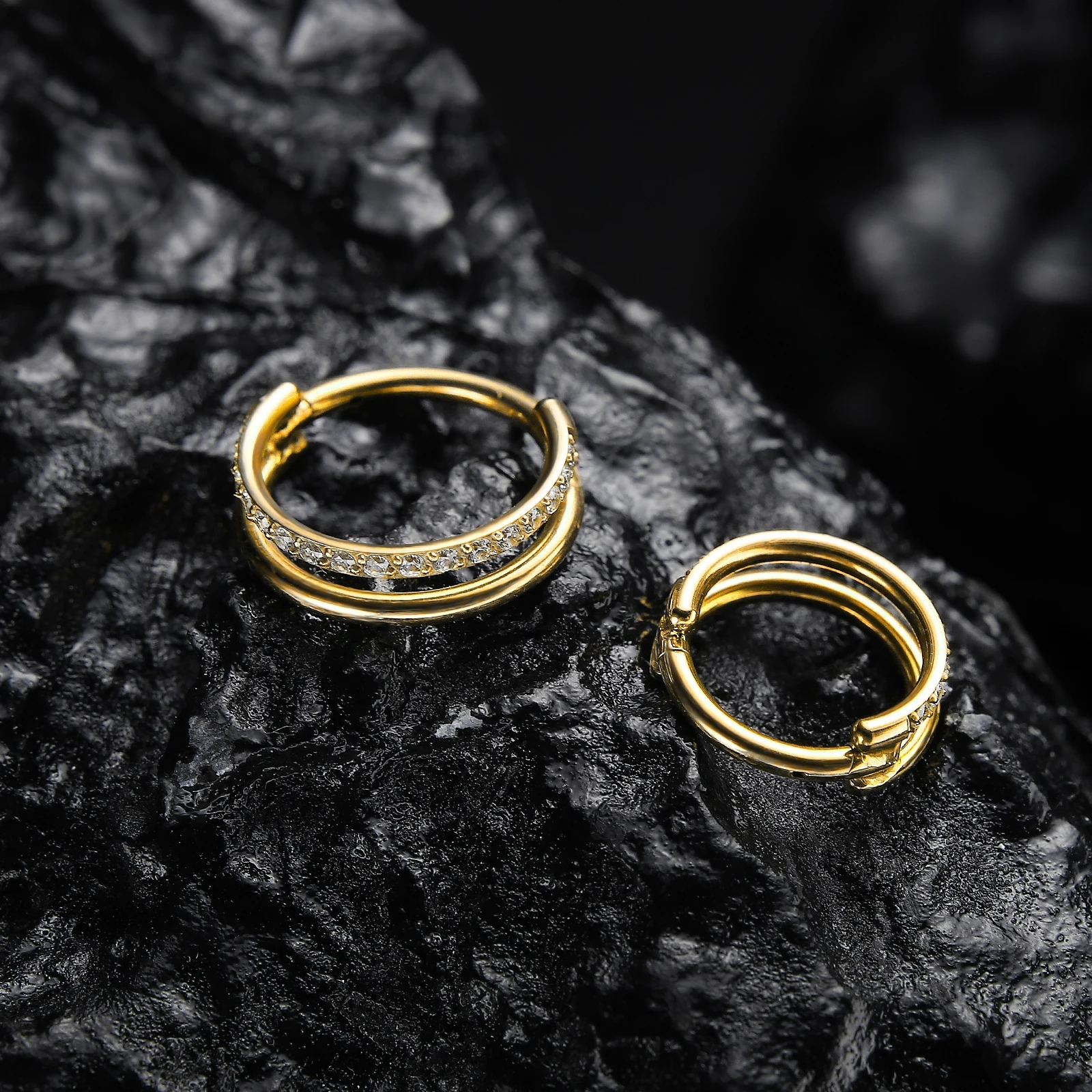 G23 16G Titanium CZ Row Conch  - مراجعة Conch Earring Hoop وسعره