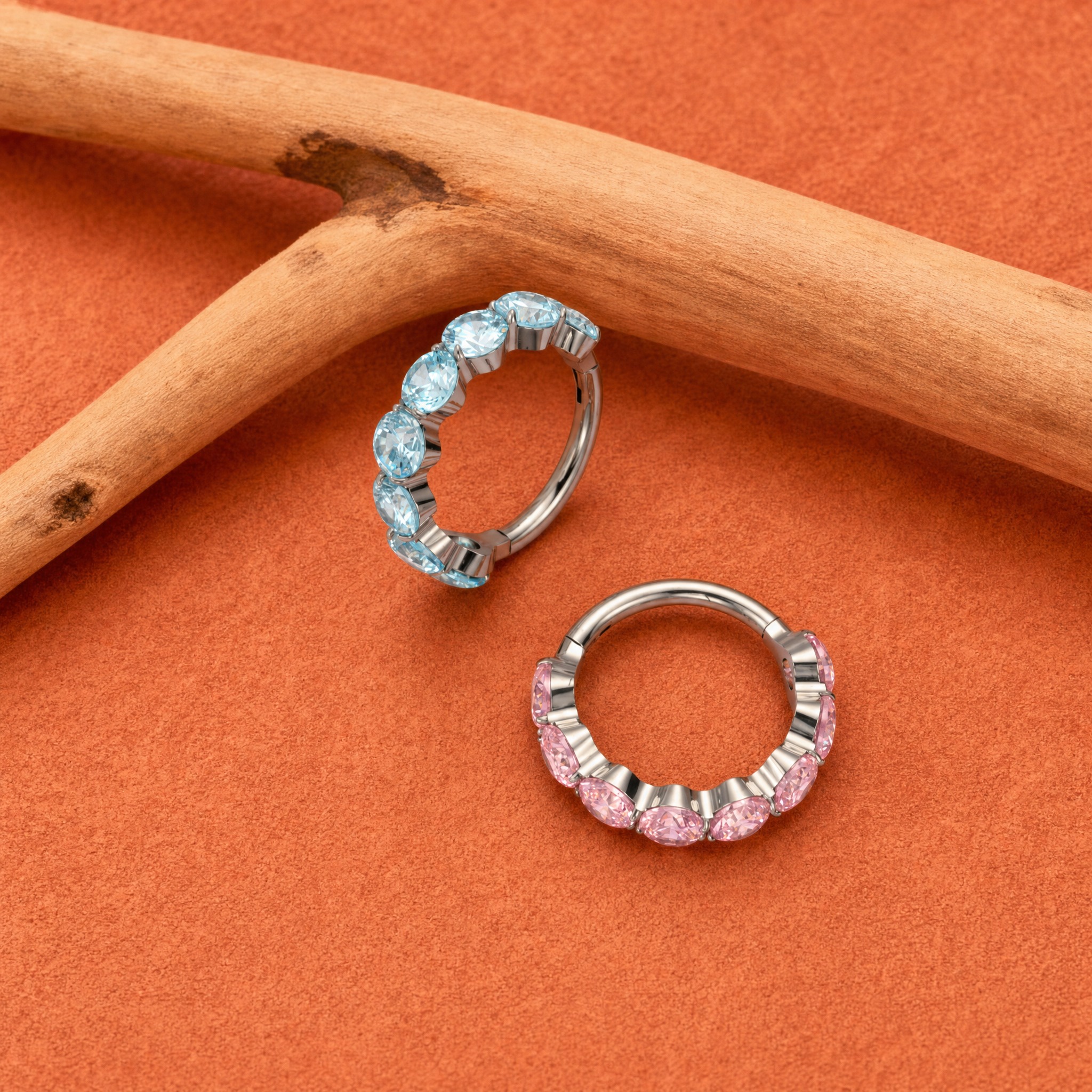 ZOOR F136 Titanium Luxury Zirc - مراجعة Conch Earring Hoop وسعره