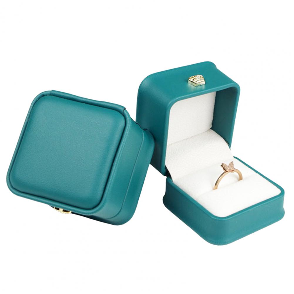 Engagement Wedding Ring Box Sq - مراجعة Body Jewelry Display وسعره